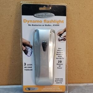 Handy Trends Dynamo Flashlight - Silver  NWT